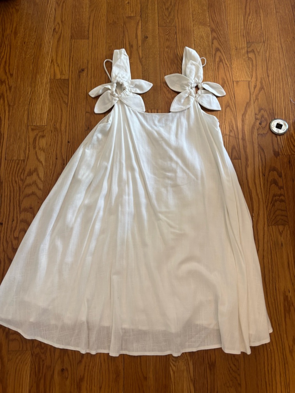 White Flower-Shoulder Sundress